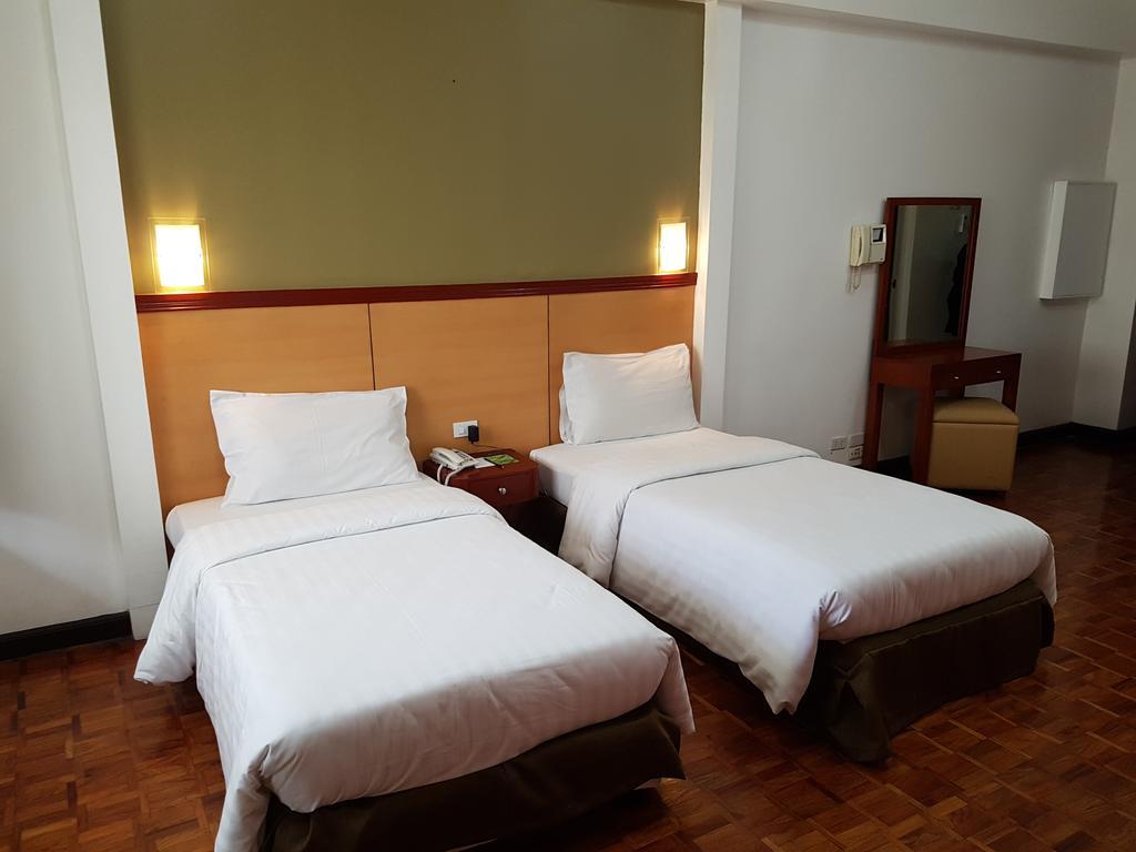 Bsa Tower Serviced Residences 마카티 외부 사진